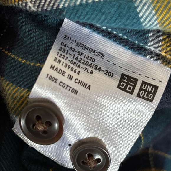 Uniqlo | men’s Teal and Mustard Plaid Shirt - Picture 12 of 13